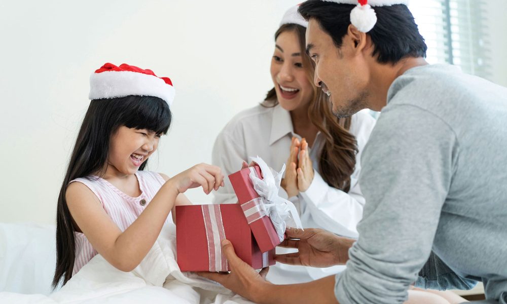 Mindful parenting during holidays, Parenting tips for holidays