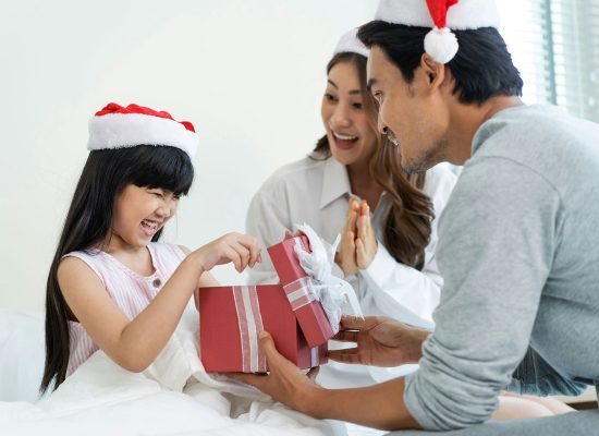 Mindful parenting during holidays, Parenting tips for holidays
