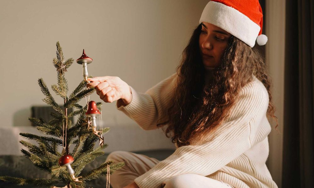 Overcome Holiday Loneliness Coping with Holiday Loneliness